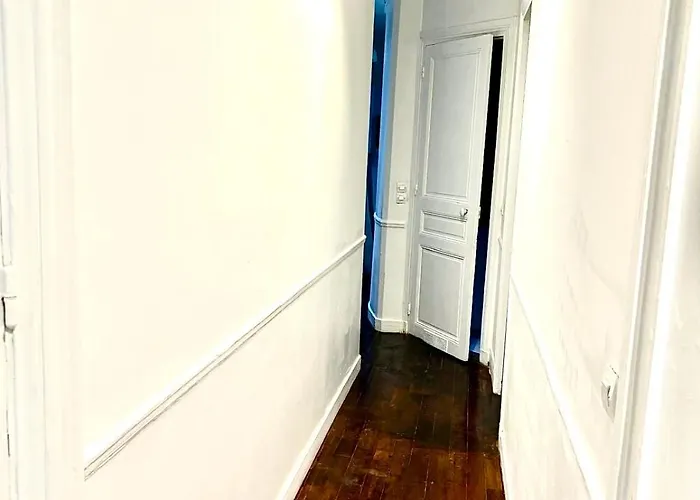 Tour Eiffel Appartement *